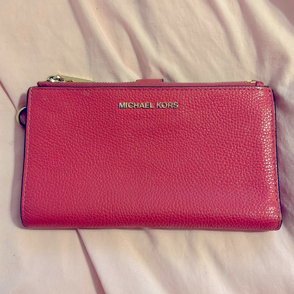 Michael Kors wallet, wrist strap not included pink double zipper